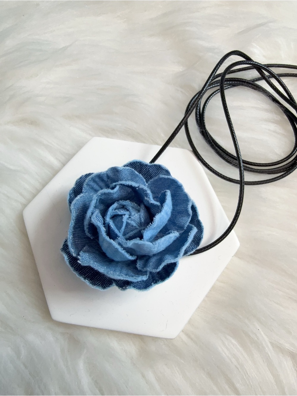 Denim Floral Choker light blue